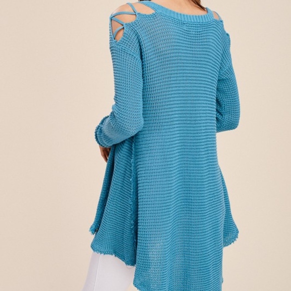 Waffle knit cold shoulder sweater - Picture 6 of 8
